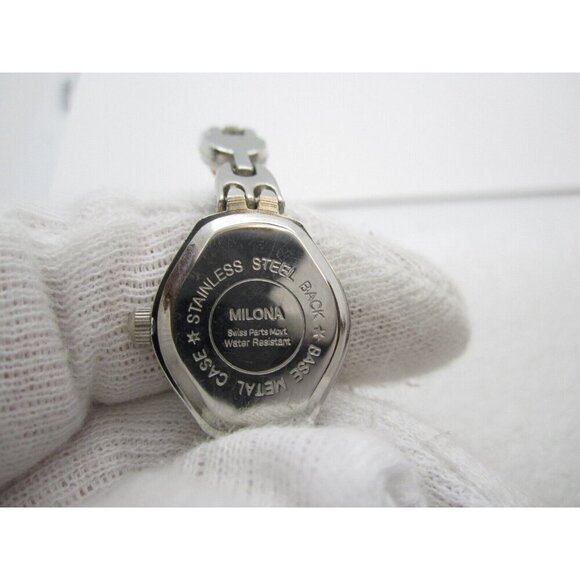 Women Milona Quartz WR Analog 17mm Round Watch (H577) "New Battery" - Picture 3 of 10